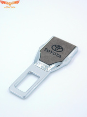 Заглушка ремня безопасности кожаная тёмно-коричневая Toyota