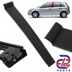 Наружный левой молдинг задней двери FORD Fiesta 2001-2008