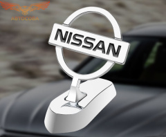 Логотип автомобиля передний  из цинкового сплава вертикальная модификация Nissan