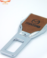 Заглушка ремня безопасности кожаная коричневая Mazda