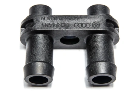 Водяной Шланг VAG арт. 6Q0121065N