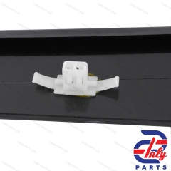 Наружный правый молдинг передней двери FORD Fiesta 2001-2008