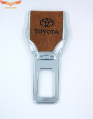 Заглушка ремня безопасности кожаная коричневая Toyota