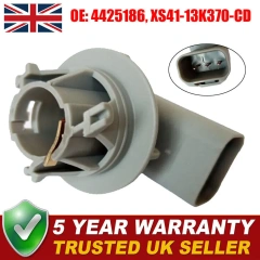 Патрон заднего фонаря Ford Focus 1/2